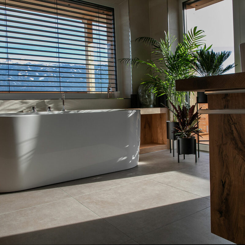 Bad E9a8769 800x800.jpg